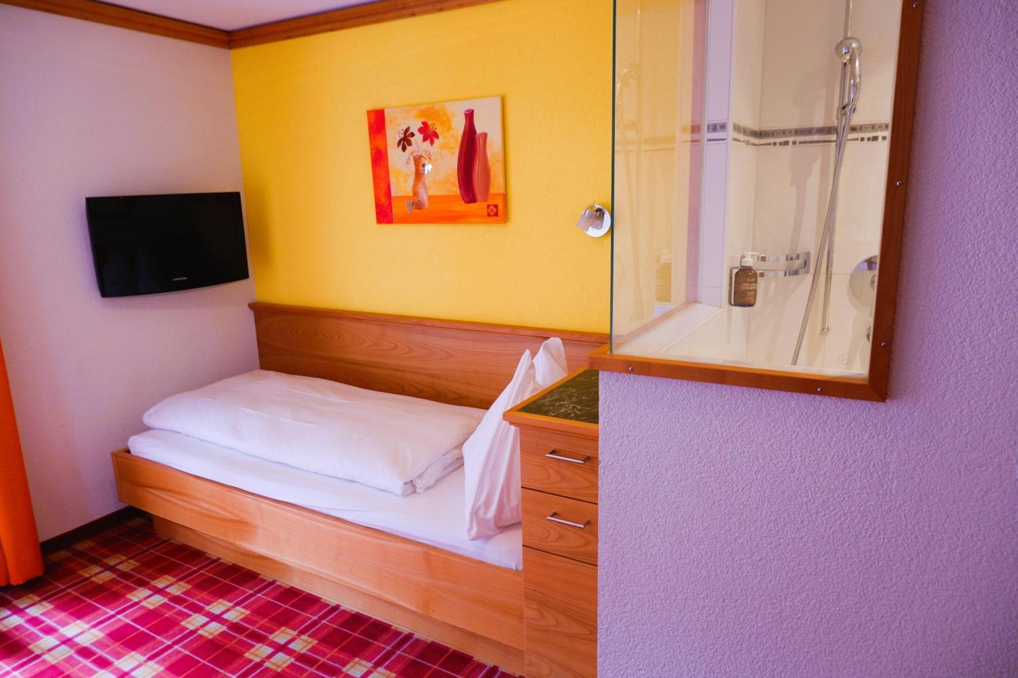 Hotel Christiania Saas Fee Kültér fotó