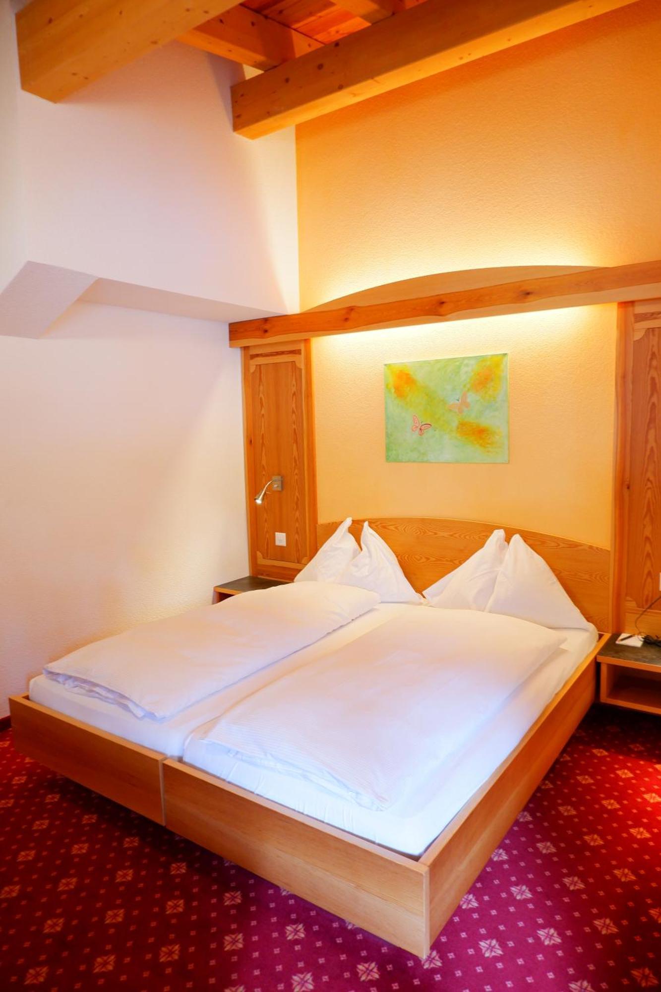 Hotel Christiania Saas Fee Kültér fotó