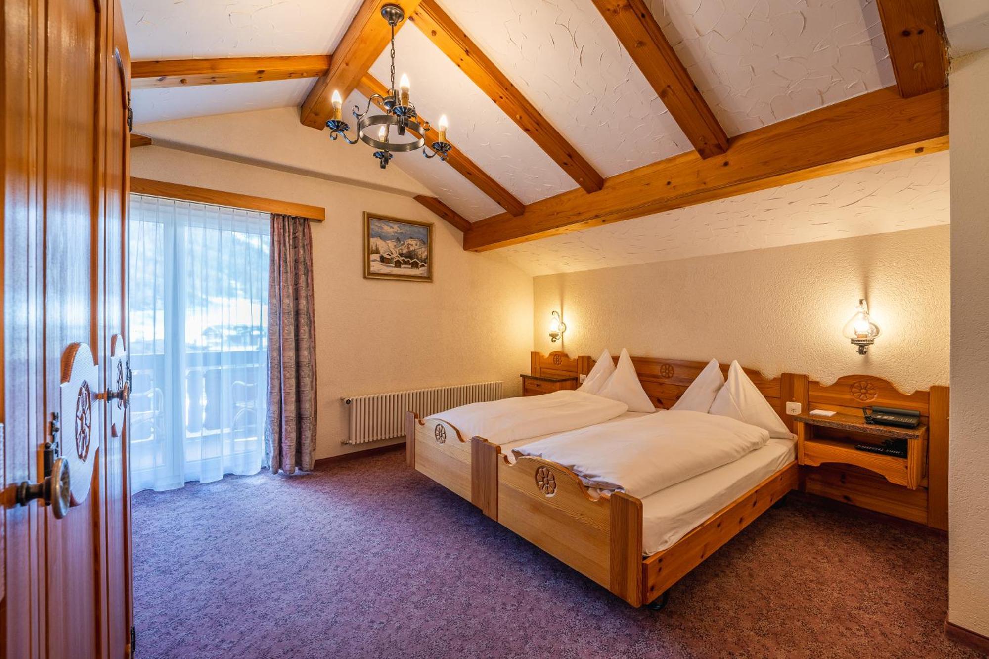 Hotel Christiania Saas Fee Kültér fotó