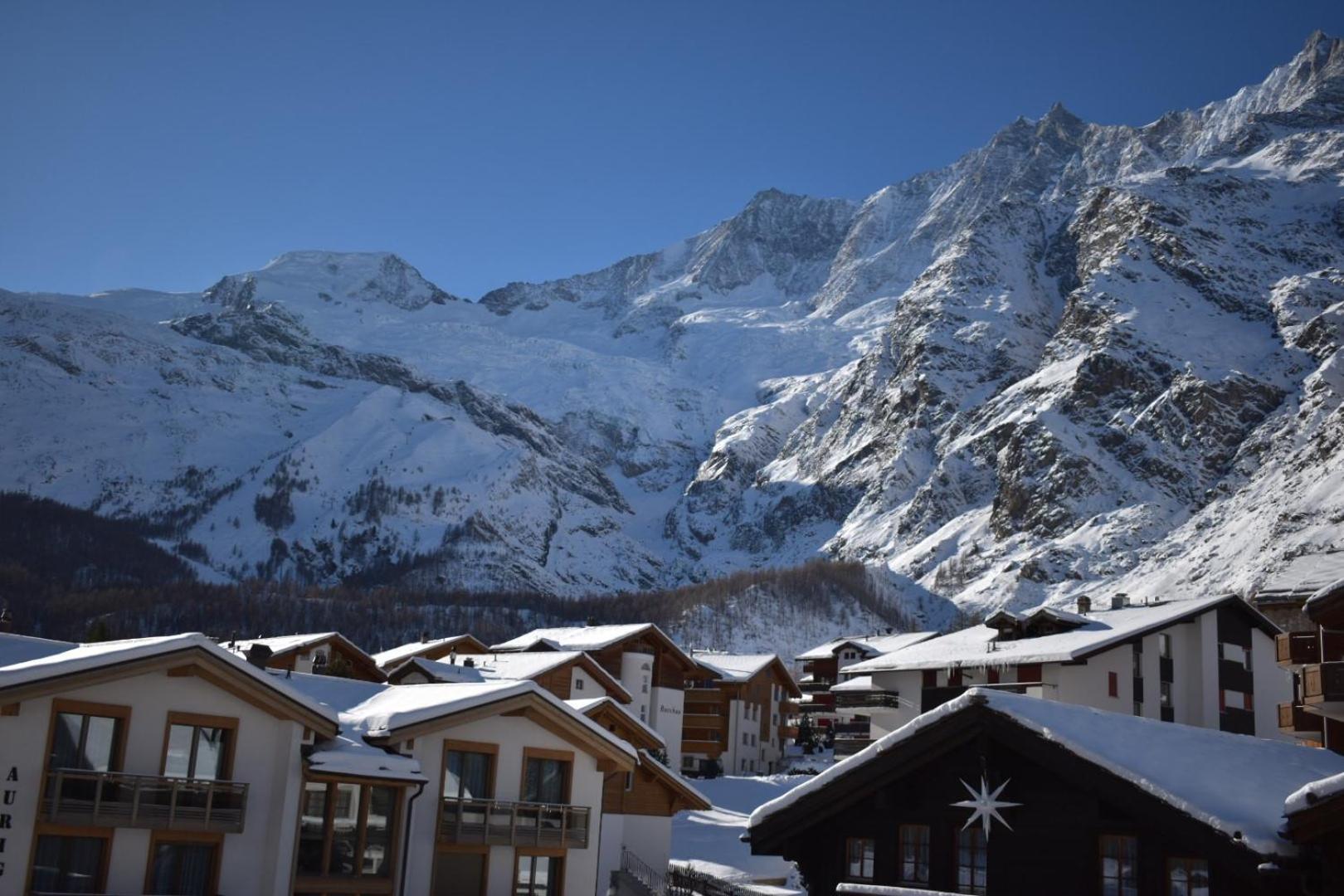 Hotel Christiania Saas Fee Kültér fotó